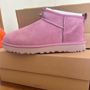 NWT UGG women’s classic ultra mini Dusty orchid pink size 9